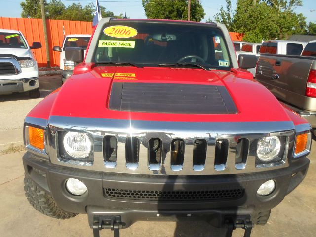 2006 Hummer H3 Scion XB