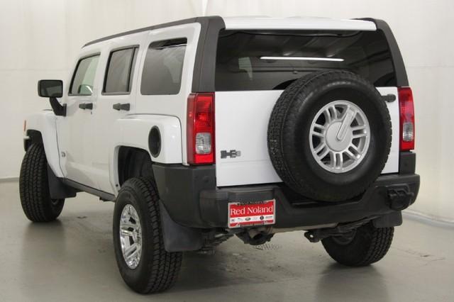 2009 Hummer H3 Wagon SE