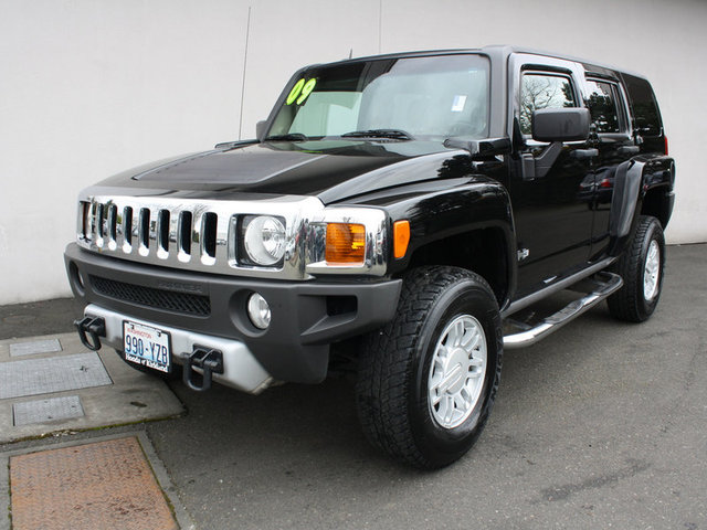 2009 Hummer H3 GLS Sedan