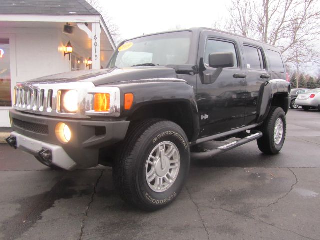 2009 Hummer H3 Base