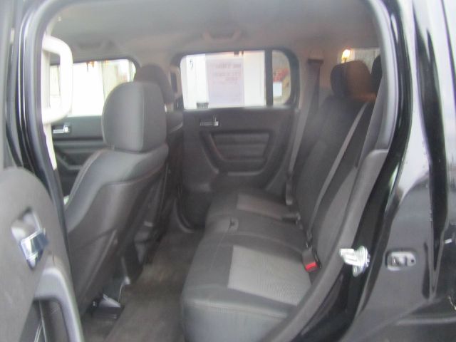 2009 Hummer H3 Base