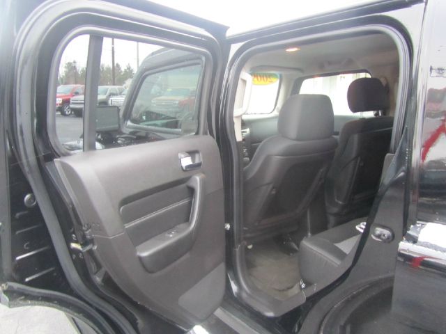 2009 Hummer H3 Base