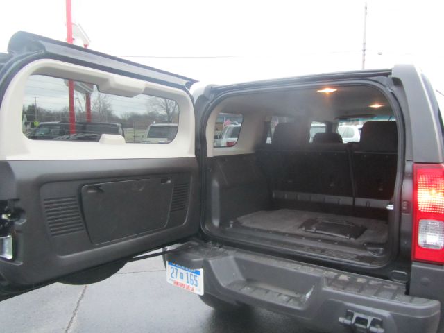 2009 Hummer H3 Base