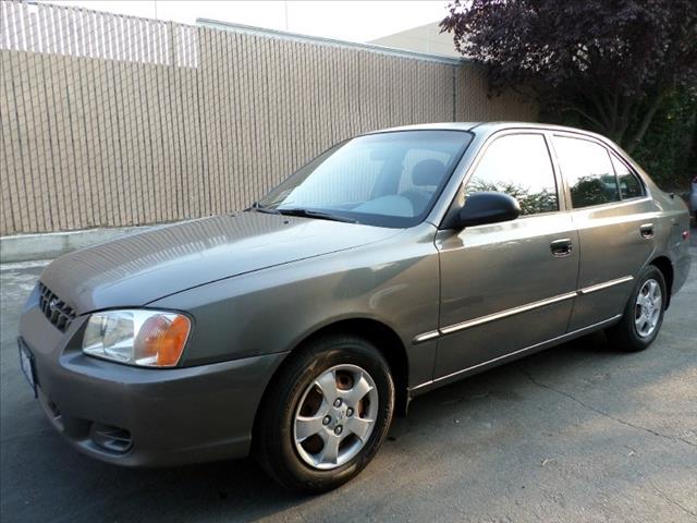 2000 Hyundai Accent Sport RHD