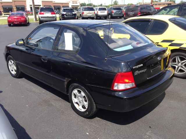 2001 Hyundai Accent ESi