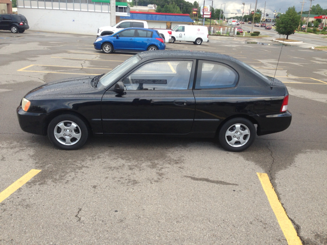 2001 Hyundai Accent ESi