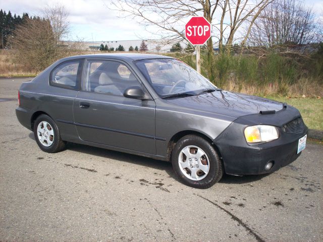 2001 Hyundai Accent ESi