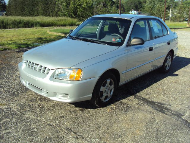 2001 Hyundai Accent S Sedan