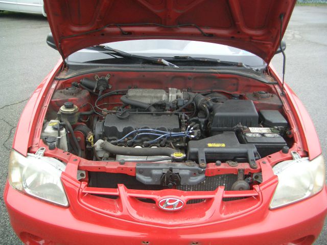 2001 Hyundai Accent ESi