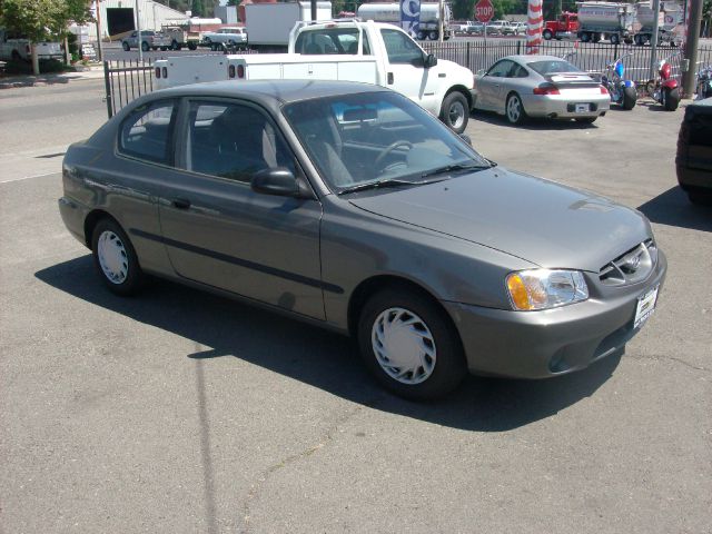 2001 Hyundai Accent ESi