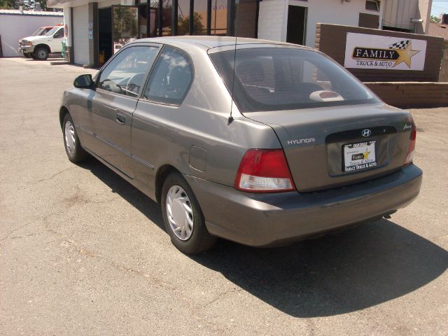 2001 Hyundai Accent ESi