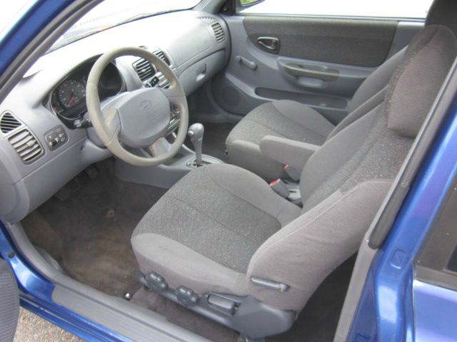 2001 Hyundai Accent XLS