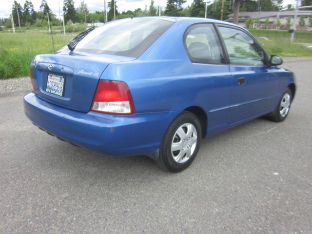 2001 Hyundai Accent XLS