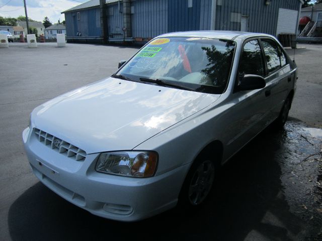 2001 Hyundai Accent S Sedan