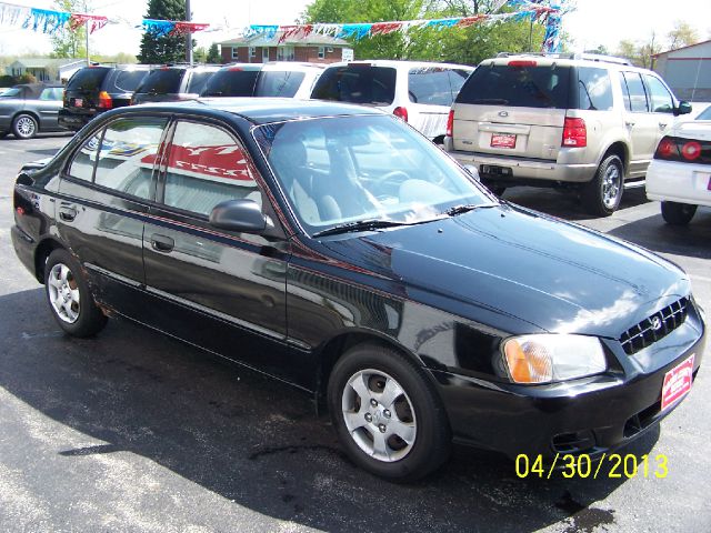 2001 Hyundai Accent S Sedan