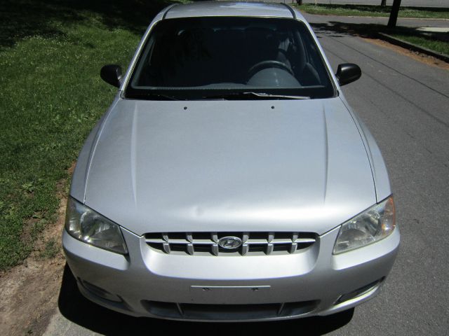 2001 Hyundai Accent S Sedan