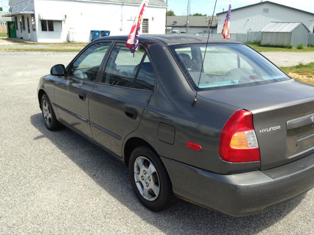 2002 Hyundai Accent S Sedan