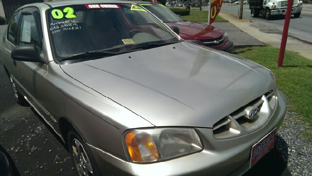 2002 Hyundai Accent XLS