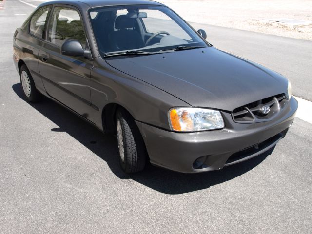 2002 Hyundai Accent ESi