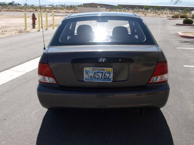 2002 Hyundai Accent ESi