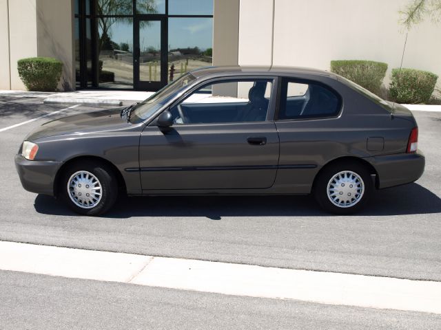 2002 Hyundai Accent ESi