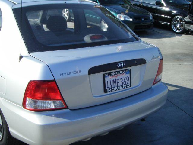 2002 Hyundai Accent ESi