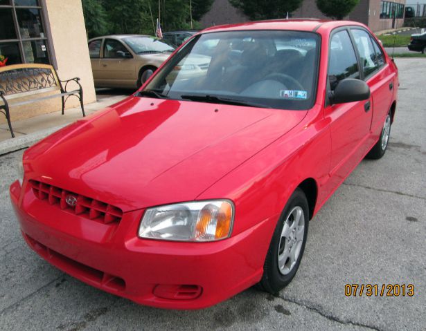 2002 Hyundai Accent S Sedan