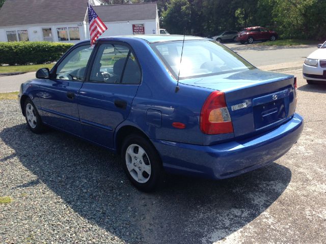 2002 Hyundai Accent S Sedan