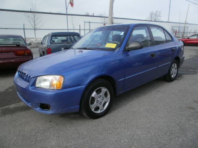 2002 Hyundai Accent S Sedan