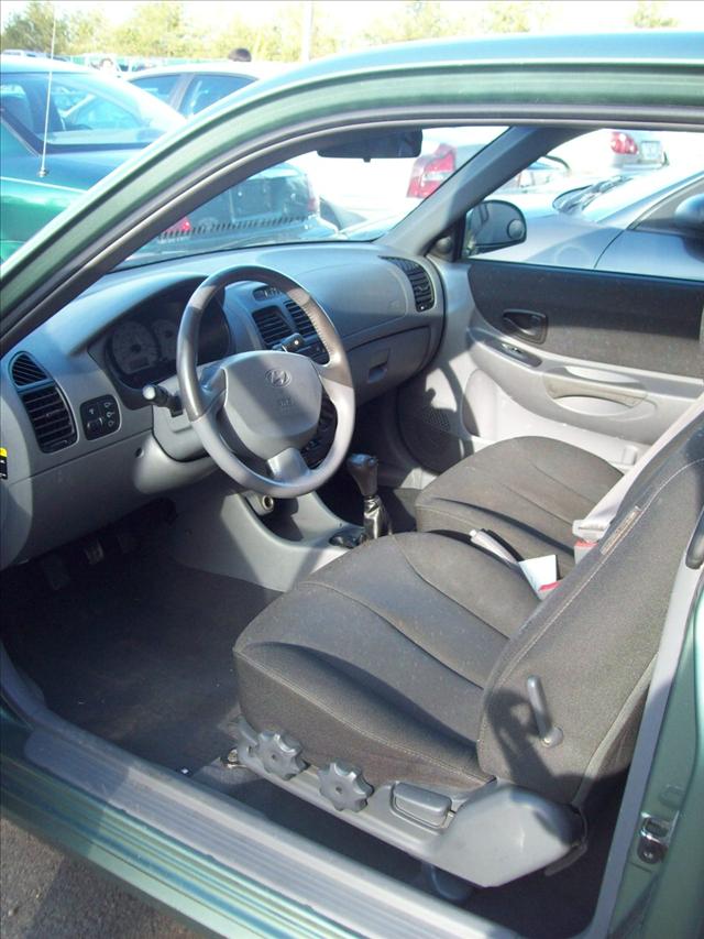 2003 Hyundai Accent S Sedan