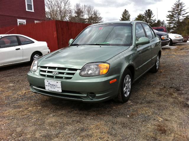 2003 Hyundai Accent S Sedan