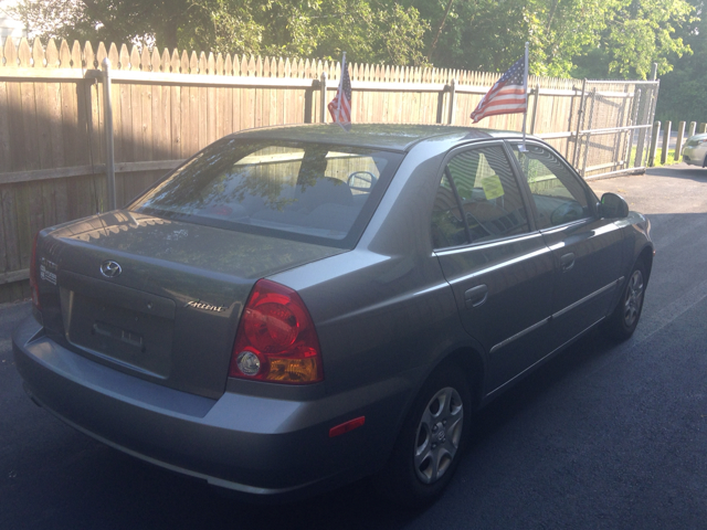 2003 Hyundai Accent Slt,4x4,1-owner,3rd Seat