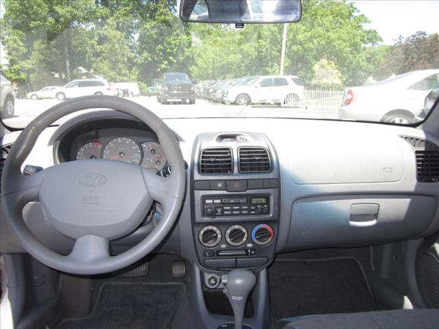 2003 Hyundai Accent 4X4 Premium