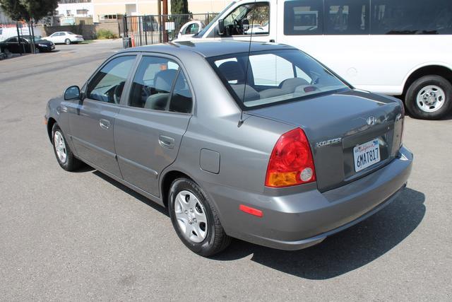 2005 Hyundai Accent FWD 4dr Sport