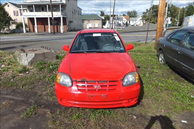 2005 Hyundai Accent S Sedan