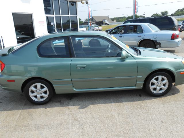 2005 Hyundai Accent 5.2