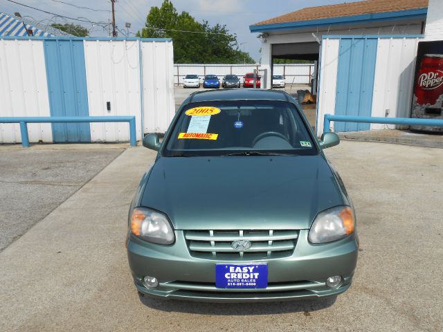 2005 Hyundai Accent 5.2