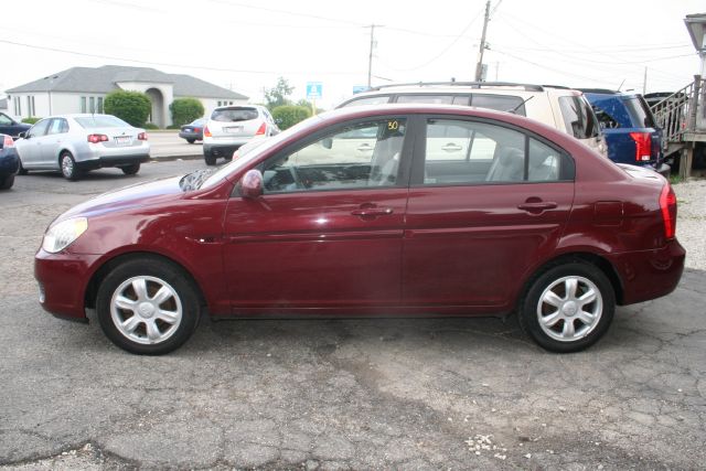 2006 Hyundai Accent FWD 4dr Sport