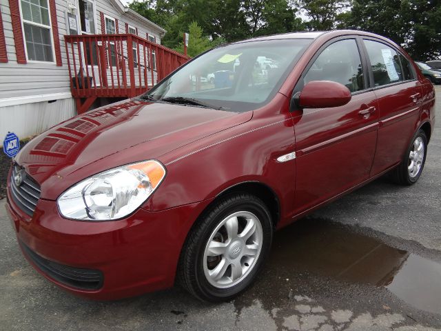 2007 Hyundai Accent 4dr Sdn I4 CVT 2.5 S Sedan