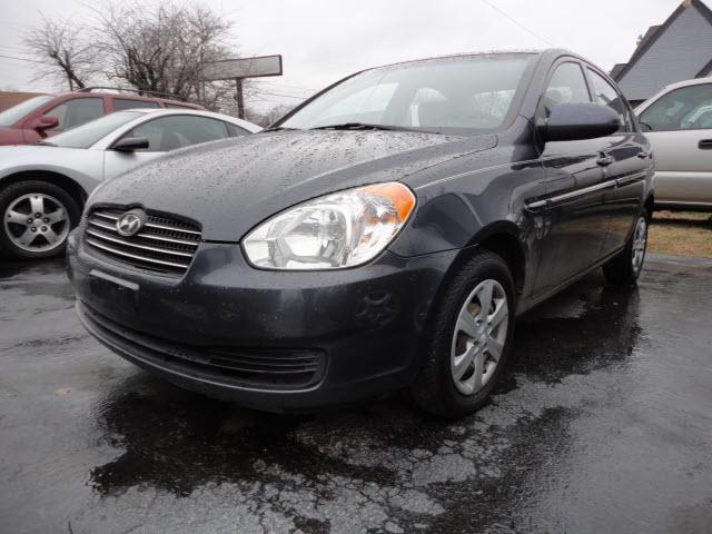 2008 Hyundai Accent FWD 4dr Sport