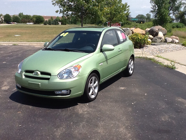 2008 Hyundai Accent L Wagon 4D , AWD, NEW Cluch