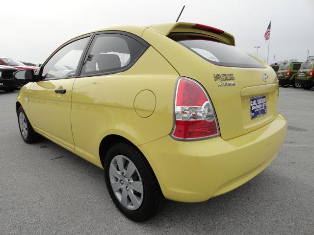 2008 Hyundai Accent XLS