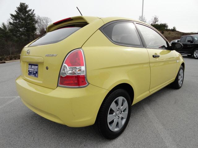 2008 Hyundai Accent XLS