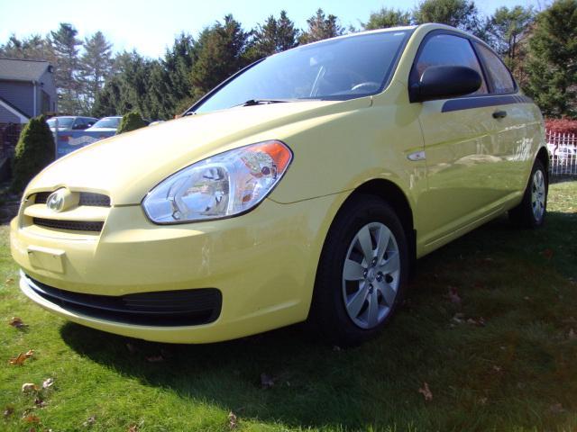 2009 Hyundai Accent XLS