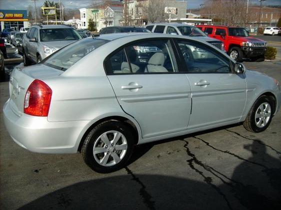 2009 Hyundai Accent Unknown