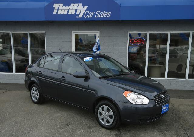 2009 Hyundai Accent FWD 4dr Sport