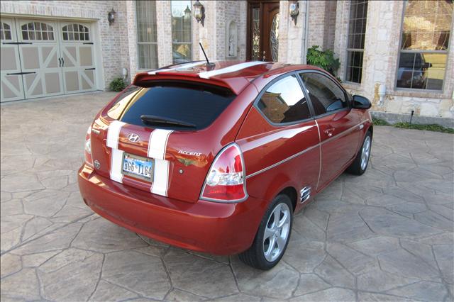 2009 Hyundai Accent SE