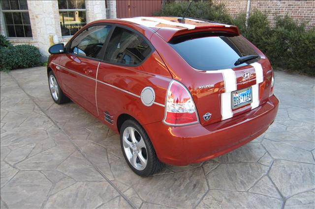 2009 Hyundai Accent SE