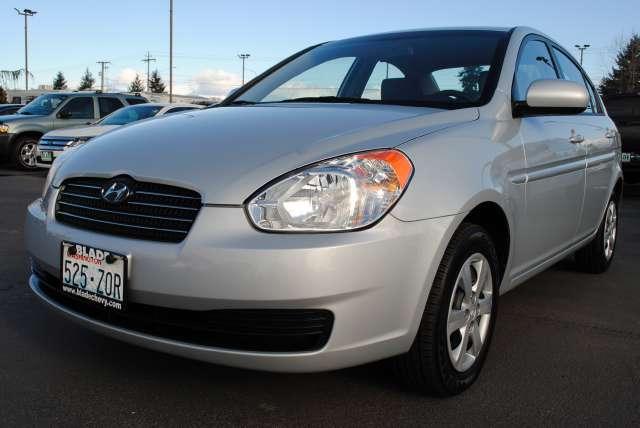 2010 Hyundai Accent FWD 4dr Sport