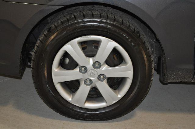 2010 Hyundai Accent FWD 4dr Sport